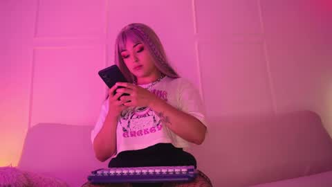 Snapshot of gloomydoll chatting on May 29, 2026, 8:51 pm Mimi online show from May 29, 2026, 8:51 pm