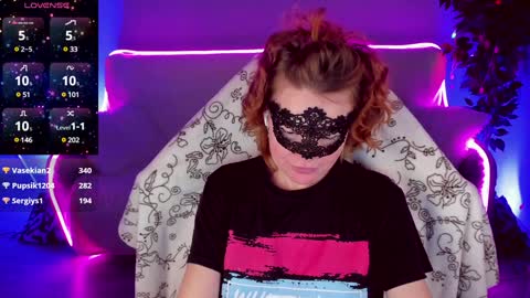 gloriagrays online show from January 21, 2025, 4:21 am