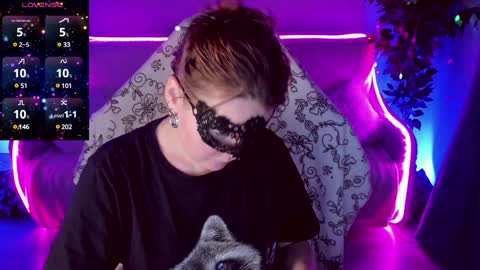 gloriagrays online show from January 23, 2025, 7:29 pm