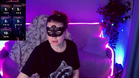 gloriagrays online show from January 25, 2025, 8:53 pm