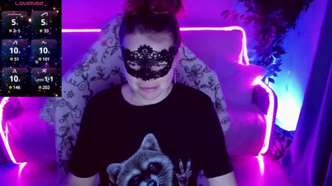 gloriagrays online show from March 8, 2025, 9:39 am