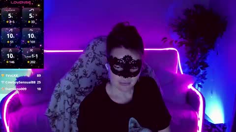 gloriagrays online show from March 8, 2025, 1:25 pm