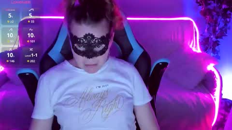 gloriagrays online show from September 18, 2025, 8:11 pm