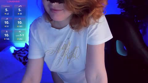 gloriagrays online show from September 30, 2025, 7:30 pm