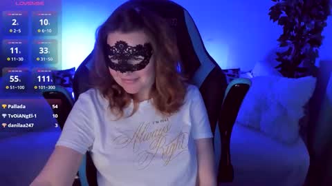 gloriagrays online show from October 8, 2025, 7:22 pm