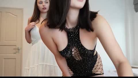 Snapshot of gloriamillss chatting on October 31, 2025, 11:39 pm Gloria online show from October 31, 2025, 11:39 pm