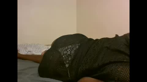 glorious_t online show from December 4, 2024, 9:51 am