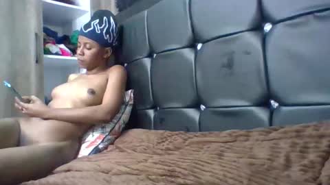 glossybae online show from October 7, 2025, 11:29 am