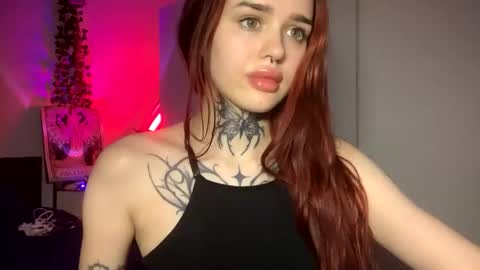 Snapshot of glossyrozie chatting on January 8, 2026, 3:14 pm Rozie Red online show from January 8, 2026, 3:14 pm