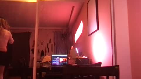 Glow Goddess online show from September 23, 2025, 6:49 am