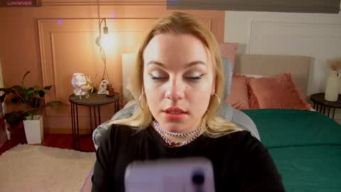 Margo online show from April 6, 2026, 12:52 am