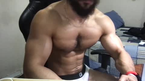 god hunkules online show from January 7, 2025, 4:37 pm