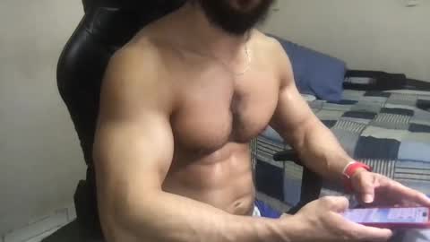 god hunkules online show from January 19, 2025, 3:42 pm