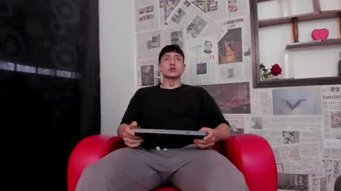 Snapshot of god_of_olympus1 chatting on February 16, 2025, 5:48 pm steven online show from February 16, 2025, 5:48 pm