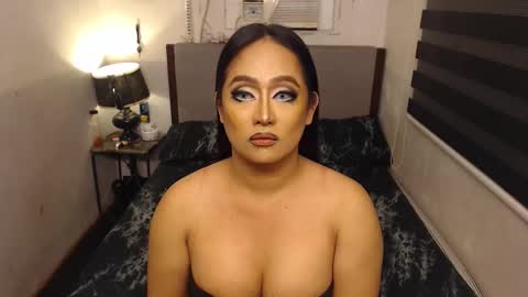 Snapshot of goddamngorgeous chatting on December 1, 2024, 7:47 pm GodDamnGorgeous online show from December 1, 2024, 7:47 pm