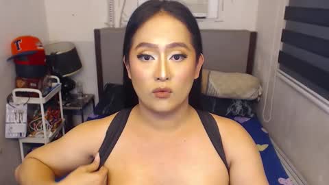 Snapshot of goddamngorgeous chatting on December 6, 2024, 5:20 am GodDamnGorgeous online show from December 6, 2024, 5:20 am