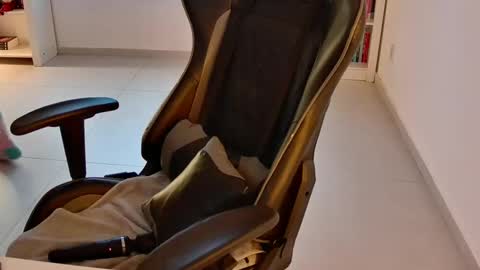 Fauna online show from September 10, 2025, 8:31 pm