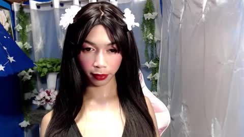 Snapshot of goddess_ayah chatting on November 2, 2025, 12:07 pm Ayah online show from November 2, 2025, 12:07 pm