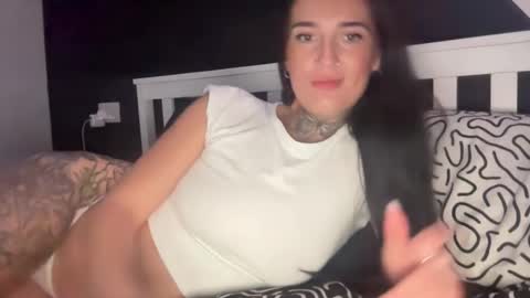 Cleo online show from November 5, 2025, 1:11 pm