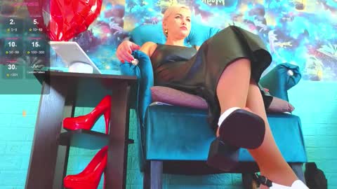 Snapshot of goddess_isabella11 chatting on September 18, 2025, 3:08 am Mrs. Isabella online show from September 18, 2025, 3:08 am