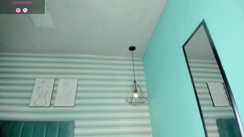 Snapshot of goddess_kianna chatting on September 24, 2025, 9:12 am Goddess Kianna online show from September 24, 2025, 9:12 am