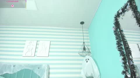 Snapshot of goddess_kianna chatting on October 30, 2025, 4:14 am Goddess Kianna online show from October 30, 2025, 4:14 am