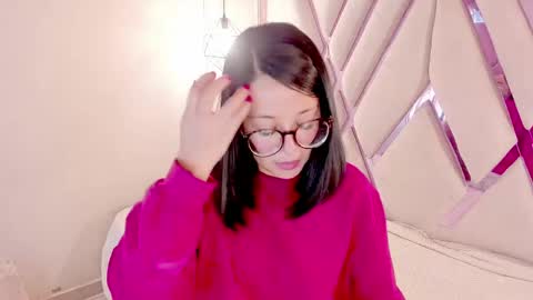 Snapshot of goddess_martina chatting on May 20, 2026, 12:44 pm M A R T I N A online show from May 20, 2026, 12:44 pm