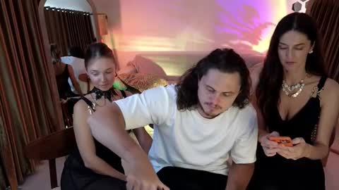   330 UTC2 girls   online show from October 19, 2025, 3:18 am