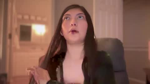 Snapshot of goddess_milaa chatting on December 30, 2024, 8:10 am Princess Miila BBC Daddy online show from December 30, 2024, 8:10 am