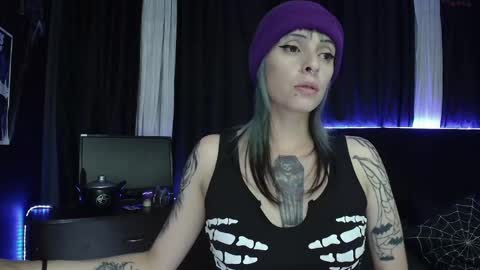 Mortem model independientfollow me on my telegram channel   online show from September 29, 2025, 10:47 pm