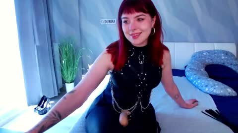 goddess_of_your_mind online show from May 14, 2026, 2:24 pm