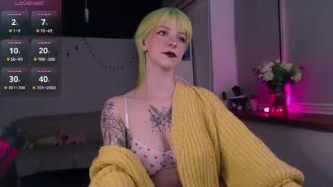 Snapshot of goddessakiko chatting on June 14, 2026, 9:06 pm Akiko online show from June 14, 2026, 9:06 pm