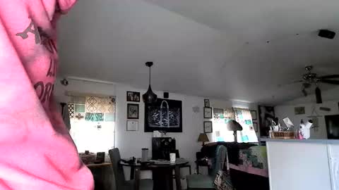 Snapshot of goddessdeezy chatting on November 18, 2025, 6:45 pm goddessdeezy online show from November 18, 2025, 6:45 pm