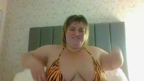 GoddesseE online show from June 13, 2026, 7:28 am