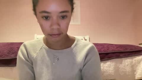 Snapshot of goddesselxo chatting on May 12, 2026, 9:23 pm Goddess L online show from May 12, 2026, 9:23 pm