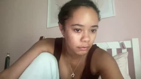 Snapshot of goddesselxo chatting on May 18, 2026, 8:09 am Goddess L online show from May 18, 2026, 8:09 am