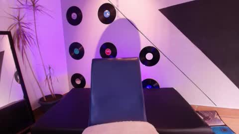 Julieta online show from September 10, 2025, 7:58 pm