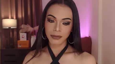 Snapshot of goddessmichaella chatting on January 6, 2025, 7:52 am Michaella online show from January 6, 2025, 7:52 am