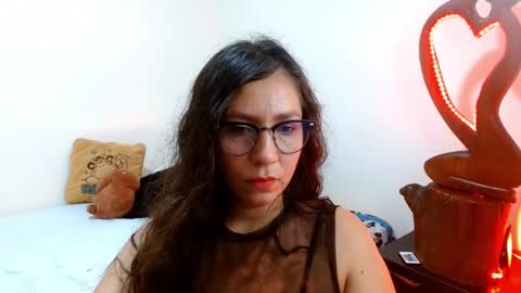  Naih Reyes online show from December 19, 2024, 3:51 am