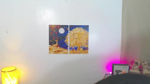 Kyla and Nian online show from December 3, 2025, 2:19 am