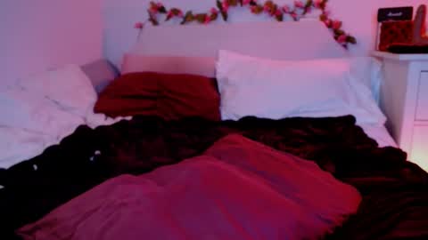 Victoria online show from February 15, 2025, 5:51 am