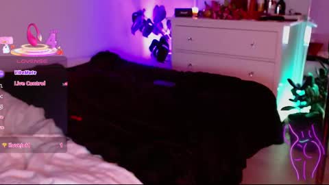 Victoria online show from February 26, 2025, 3:08 pm