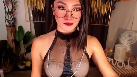 Snapshot of goddessquinnie chatting on January 30, 2025, 12:29 am quinnie online show from January 30, 2025, 12:29 am