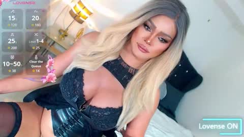 Miss Anna online show from December 19, 2025, 10:17 pm