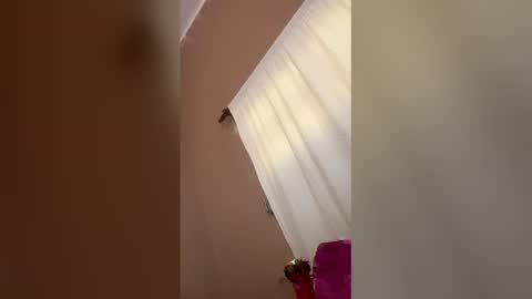 goddesssophie_ online show from April 3, 2026, 6:50 pm