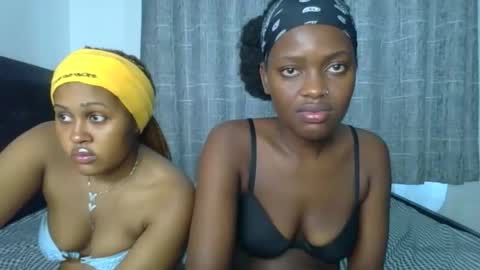Snapshot of godess_lunah chatting on May 27, 2026, 5:48 am godess_lunah online show from May 27, 2026, 5:48 am