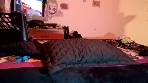 KCKK HOTTEST IN THE BAY online show from October 22, 2025, 3:23 pm