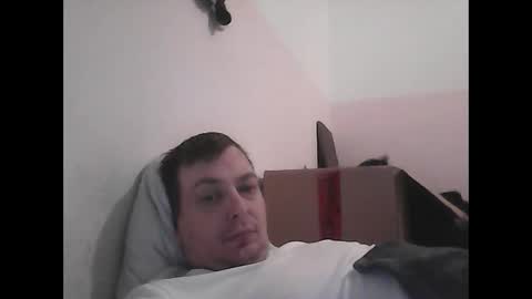 Snapshot of gohan8558 chatting on December 17, 2025, 5:08 pm gohan8558 online show from December 17, 2025, 5:08 pm