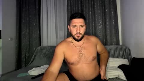 Snapshot of gold_alpha_boy chatting on September 16, 2025, 8:21 pm gold_alpha_boy online show from September 16, 2025, 8:21 pm