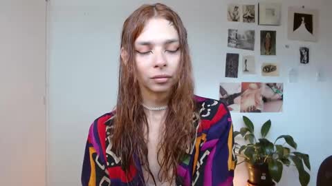 Alaska online show from December 3, 2025, 1:42 pm